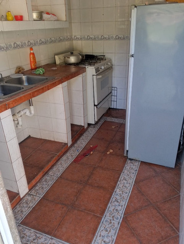 Alquilo Habitacion Para Caballero Con Entrada Independiente