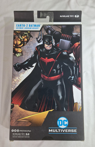 Earth - 2 Batman Mcfarlane Toys (Usado)