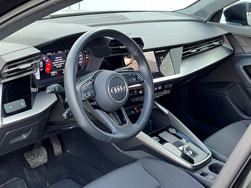 Audi A3 1.4 Sedán 35tfsi Dynamic At Dsg