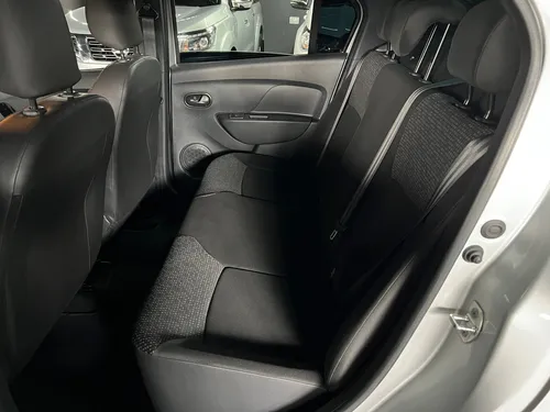 Renault Logan 1.6 Automatico