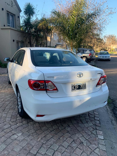 Imagen 3 de 13 de Toyota Corolla Xli 2012