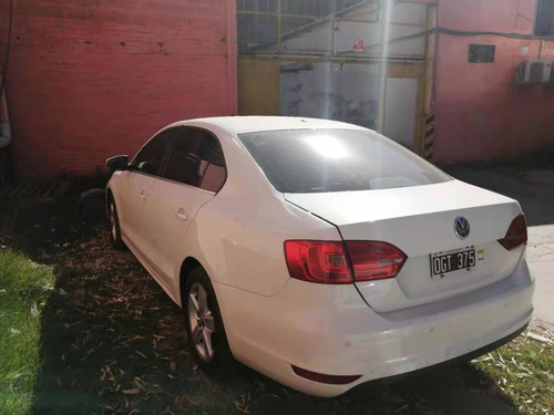 Volkswagen Vento 2.5 Advance Plus 170cv 2014