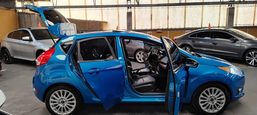 Ford Fista Titanium 1.6 Mt