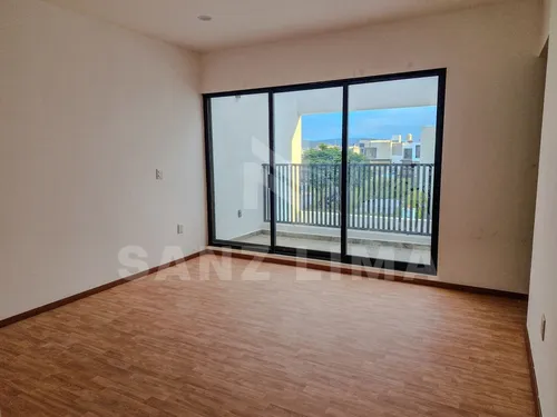 Puntarena Residencial: Casa Única Con Amplios Espacios Y Luz Natural.