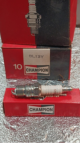 Bujias Champion Bl13yc-chev 250-252-305-350 Rosca Corta 5/8 