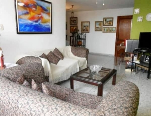 Apartamento En Excelente Ubicacion Urb San José De Tarbes, Resd San José De Tarbes B