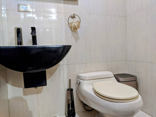 Imagen 6 de 24 de Yosmar & Fernando Venden Hermoso Town House En Villas Del Country. Atth-vdc