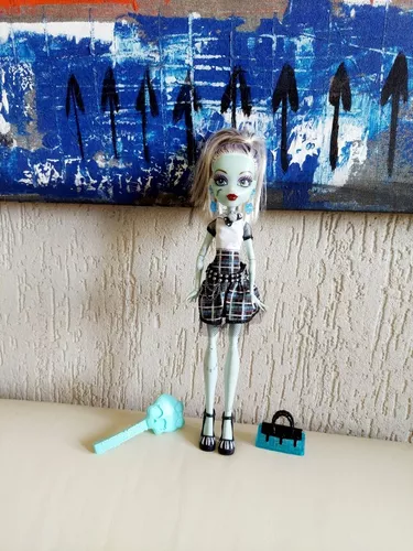 Boneca Monster High Choque Eletrizante Frankie Stein Mattel em