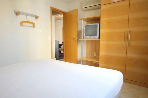Imagem 11 de 15 de Moema Comfort Pintassilgo: Flat Em Moema Bem Localizado - Sf25069