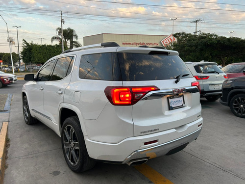 GMC Acadia 3.7 Denali At