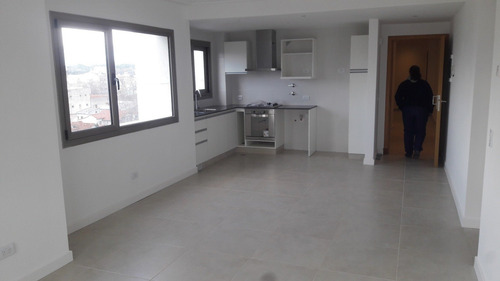 Imagen 3 de 30 de 2 Ambientes A Estrenar Alvarado 1500