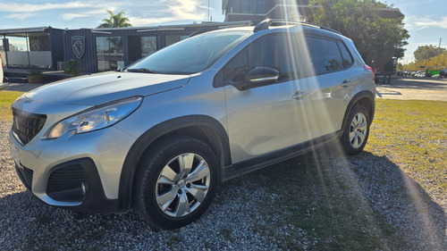 Peugeot 2008 1.6 Allure am20