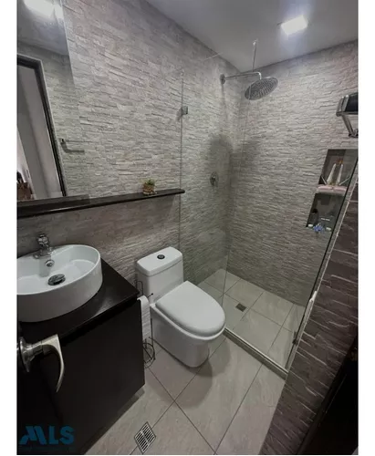 Vendo Casa Poblado - Sector Visitación(mls#246475)