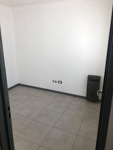 Imagen 16 de 30 de Oficinas Y Galpón Comercial Imperdible!!! Barrio San Martin Obispo Clara 163!!