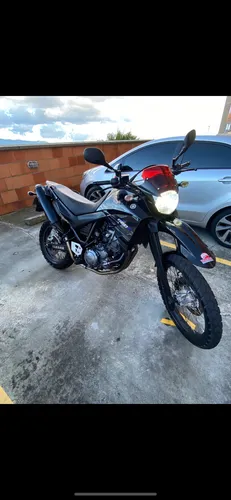 Xt660r