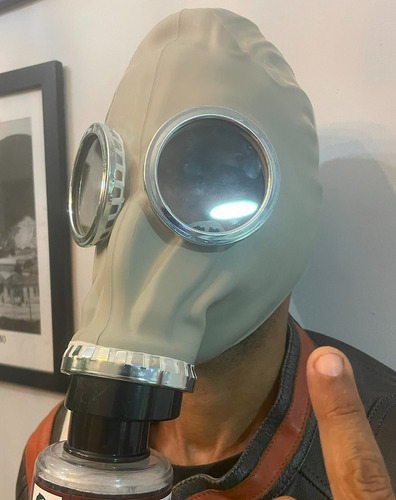 Máscara De Silicone Estilo Modelo Na 2ª Guerra Mundial Cor Cinza Style World War Gas Mask