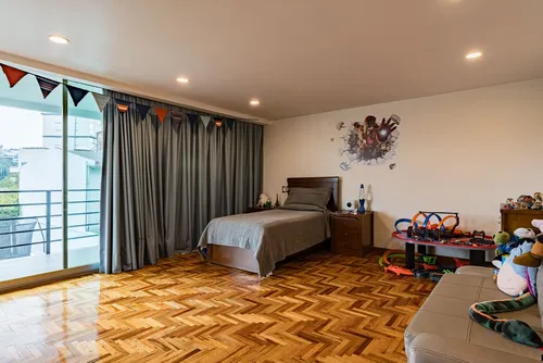 Residencia En Venta En Calle Cerrada En Tecamachalco
