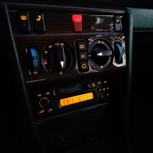 Mercedes-benz E220 W124