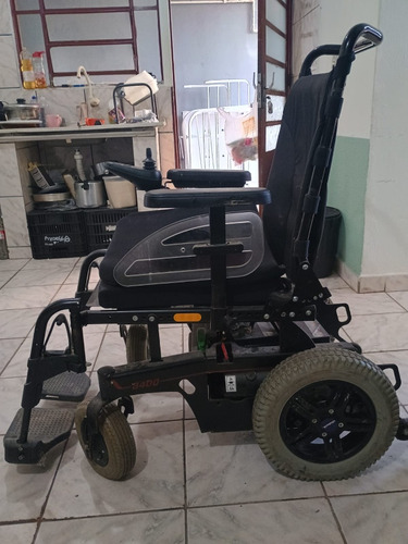 Cadeira Elétrica Ottobock B400