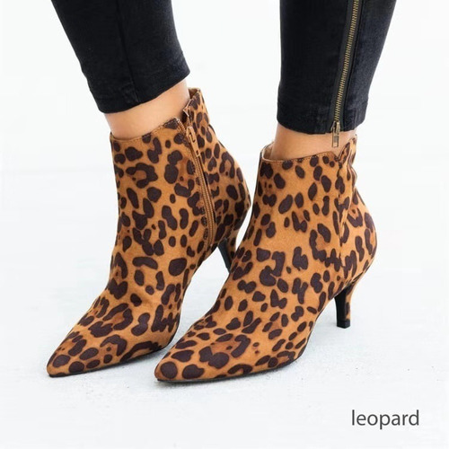 Botines De Piel De Serpiente Con Estampado De Leopardo