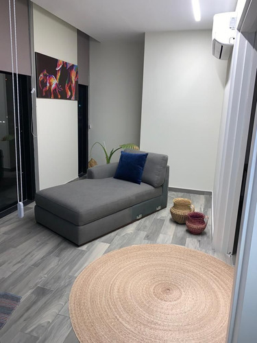 Departamento En Torre Adamant