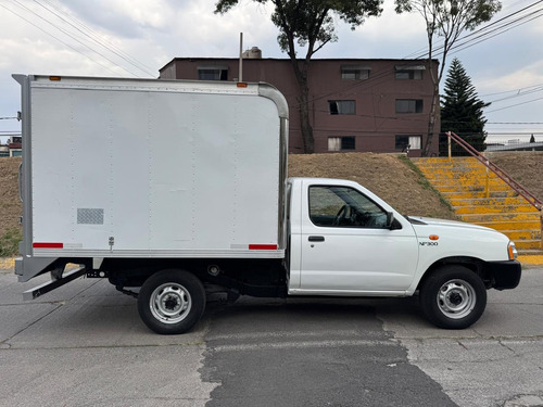 Nissan Np-300 Caja Seca Alta, Mod. 2015, Color Blanco