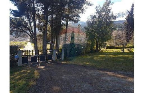 Casa 54 M S/lote 458 M2 El Bolsón C/pileta Común