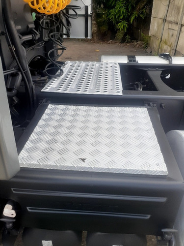 Imagem 10 de 12 de Volvo Fh 440 2008 4x2 Todo Revisado Caminhão Filé