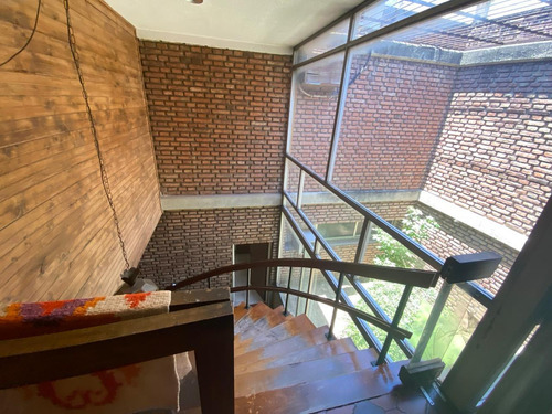 Venta Casa - Alto Cofico - 3 Dorm. - 4 Baños - Apto Crédito Hipotecario - Lugar Para Consultorios En Planta Baja