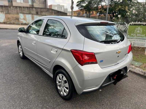 Chevrolet Onix 1.0 Lt 5p