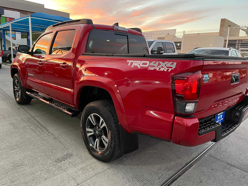 Imagen 5 de 8 de Toyota Tacoma 2019 3.5 Edición Especial 4x4 At