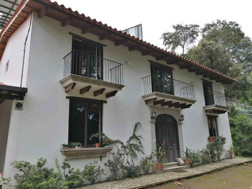 Imagen 2 de 25 de Vendo Hermosa Casa Estilo Colonial En Excelente Estado, Incluye Local Comercial A Orilla Carretera