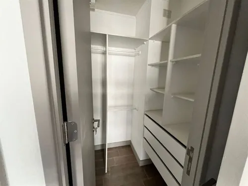 Depa En Venta De 1 Dorm. 1estac Club Hipico