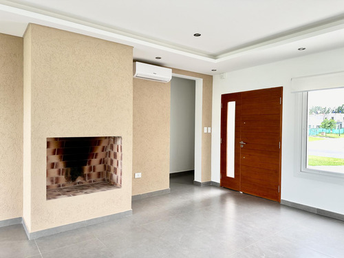 Casa En Venta Barrio San Felipe Canning