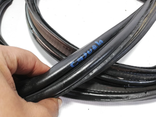 Hule Cajuela Dodge Dart 2.0 13-16 Original (Usado)