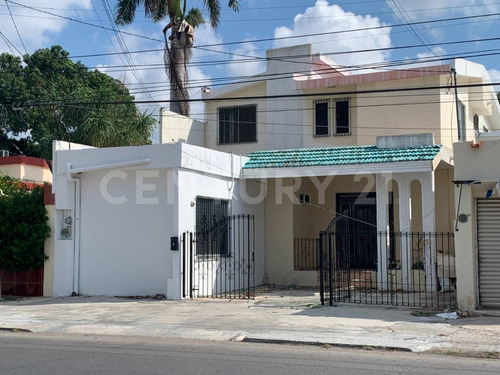 Casa En Renta Para Negocio En Avenida Cupules