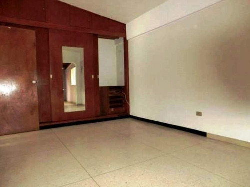 Imagen 7 de 13 de Casa En Venta Los Castores, Mls 21-19712 Juan Villarroel 04166120354