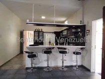 Comprar Casa En Venta El Limon Sector Las Mayas Maracay 25-14878 Apd