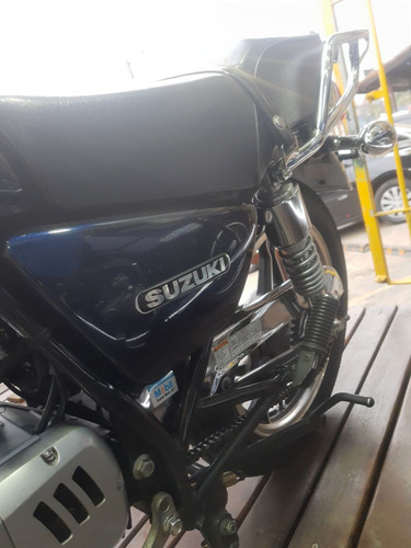 Imagem 10 de 11 de Suzuki Intruder 125