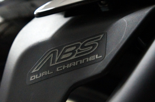 Bajaj Pulsar N250 Fi+abs 2025