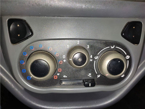 Imagem 10 de 10 de Fiat Uno 1.0 Evo Way 8v Flex 4p Manual