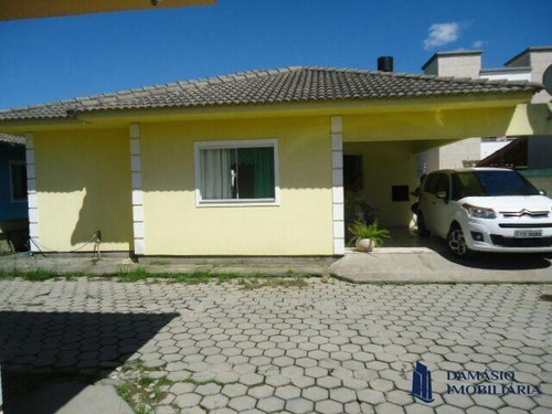 Oportunidade! Ótima Casa Com 3 Dormitórios Nos Ingleses. - Vcr0149