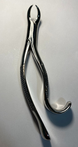 16 Cowhorn Extraction Forcep