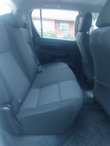 Toyota Hilux Dx 2017 Cd 2,4