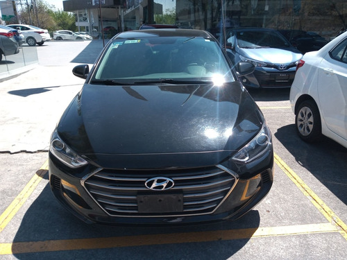 Imagen 2 de 15 de Hyundai Elantra 2018 2.0 Gls At