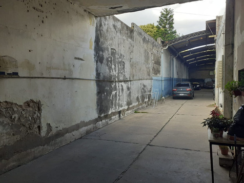 Imagen 12 de 23 de Galpon En Venta En Lanus Oeste Apto Para Camiones