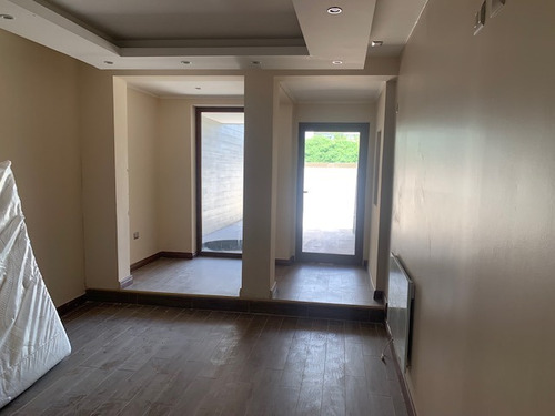 Departamento De 128 M2 , A Dos Cuadras Del Centro , Valdivia