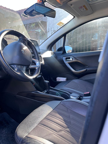 Peugeot 2008 1.6 Feline Tip