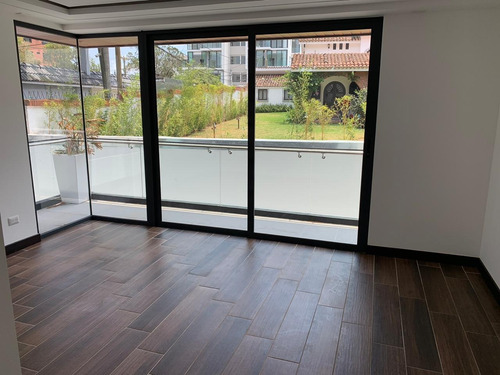 Imagen 6 de 14 de Moderno Apartamento En Alquiler En Zona 15 (vh I)
