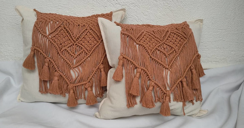 3 Cojines Tejidos A Macramé (manta Y Tejido En Capuchino)